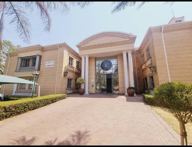 OFFICE PROPERTY TO RENT IN EPSOM DOWNS